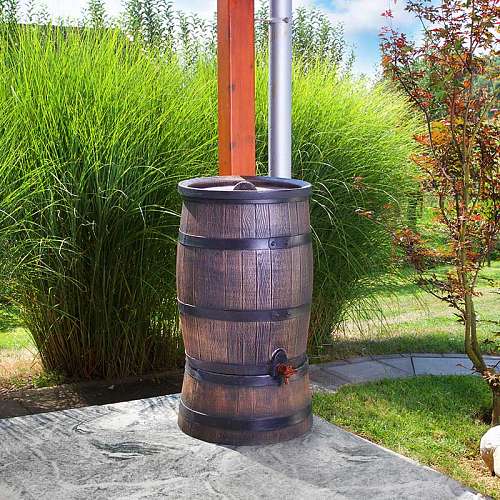 src_roto-rain-barrel-display-1.jpg