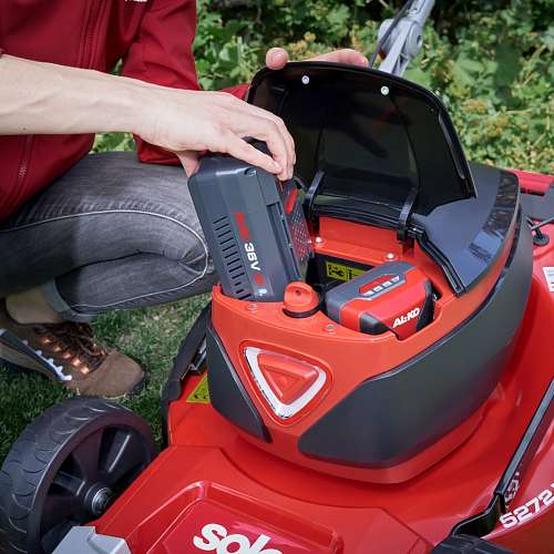 src_114046-36-v-battery.jpg